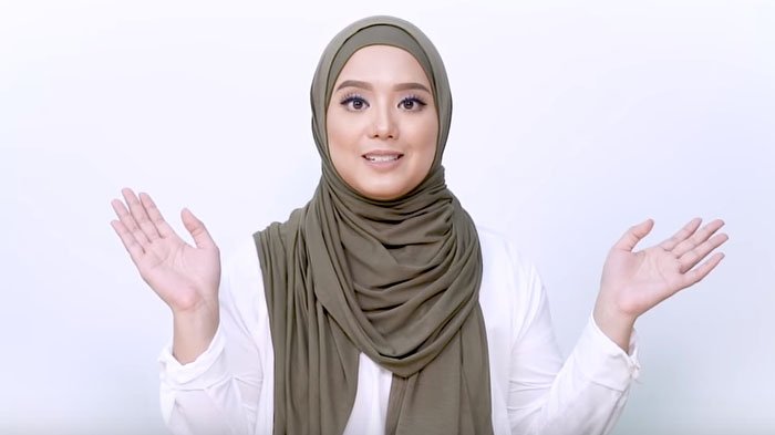 Tips Pakai Hijab Pashmina Untuk Pemula Yang Simpel Dan Modis Avanascarf