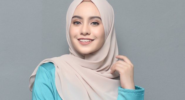 Hijab Segi Empat Lebar Kian Mempesona Dan Syar’i