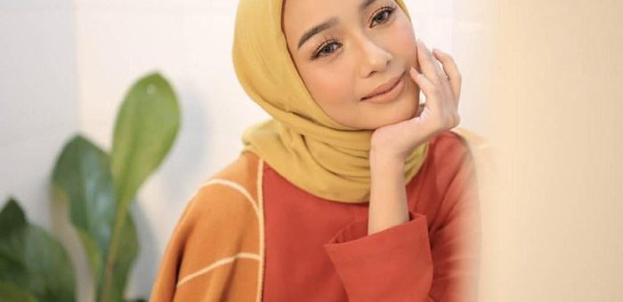 Warna Warni Hijab Yang Cocok Untuk Hijaber Berkulit Sawo Matang