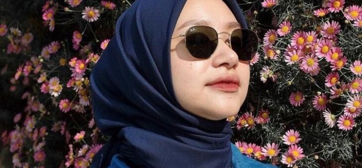 Aneka Warna Hijab yang Membuat Wajah Tampak Lebih Cerah