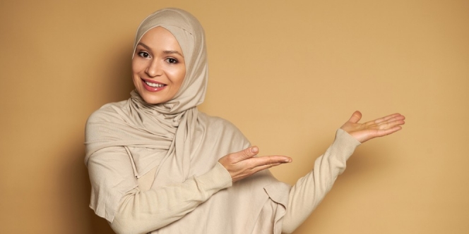 Beberapa Tips Ampuh Agar Hijab Kamu Anti Geser