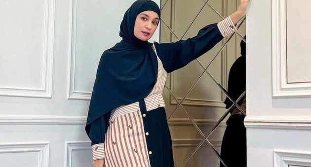 OOTD Hijab Tampilan ‘Tabrak Warna’ Yang Menarik dan Modis