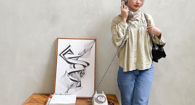 Mix and Match Kemeja & Celana Cutbray, Membuat Outfit Hijab Terlihat Kasual
