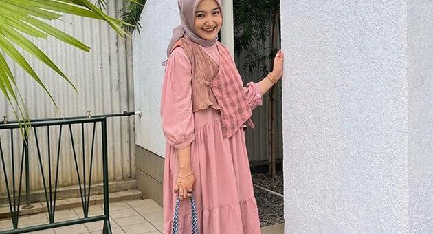Tutorial Hijab Pashmina Menarik tanpa menggunakan Jarum Pentol