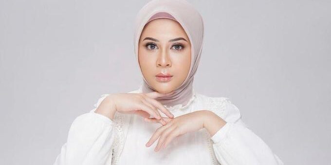 Model Hijab yang Sesuai untuk Wajah Bulat Tampil mempesona dan Cantik